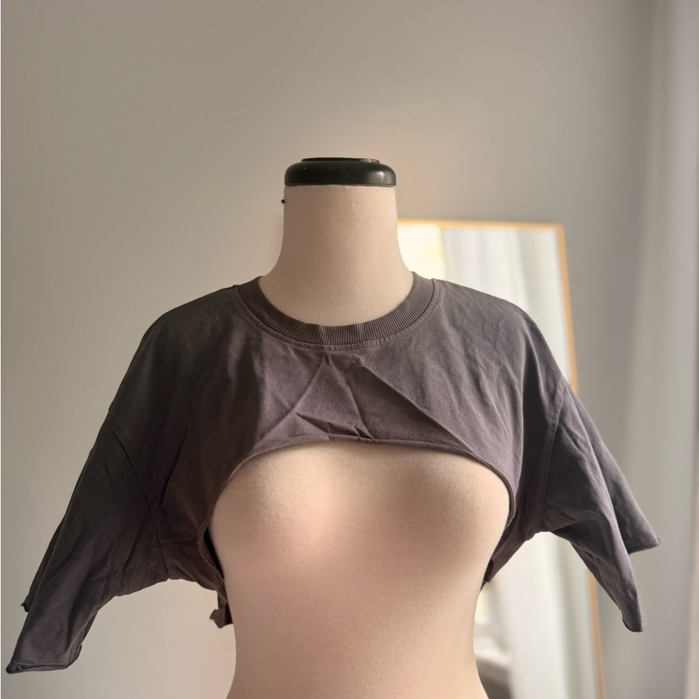 Gymshark Charcoal Cut-Out Crop Top